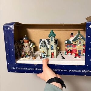 Porcelain Lighted House Christmas Set - Multicolor
